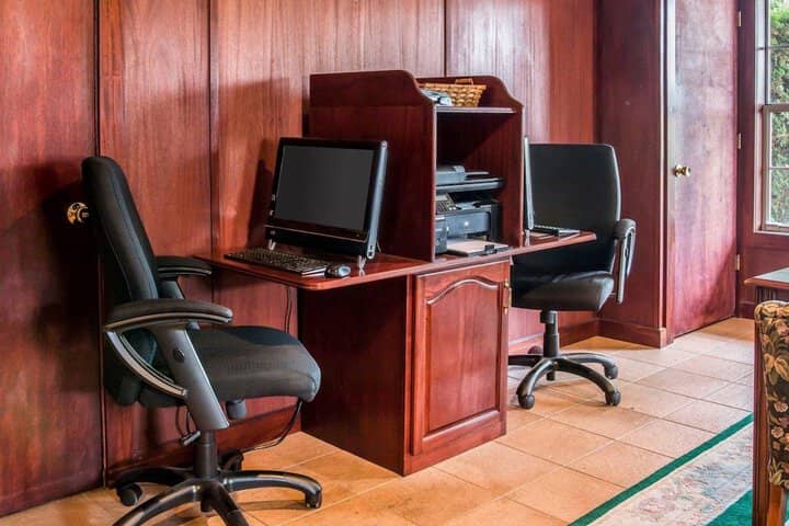 Business Center 42 of 48