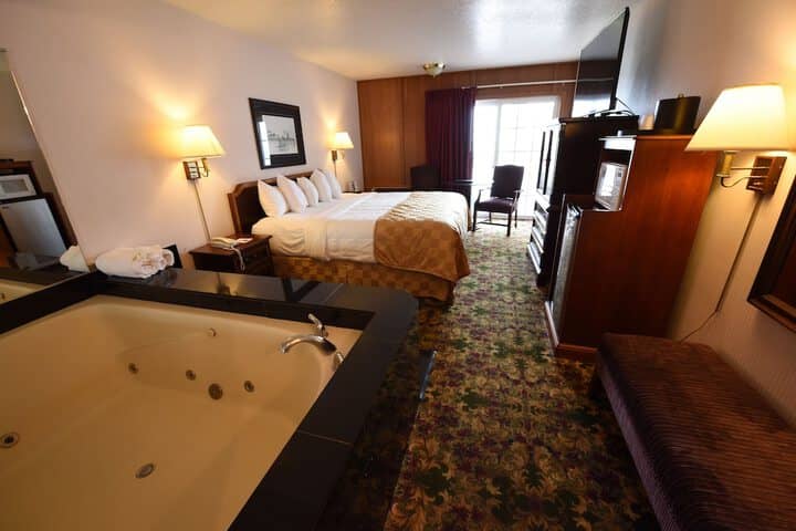 Room 5 of 48